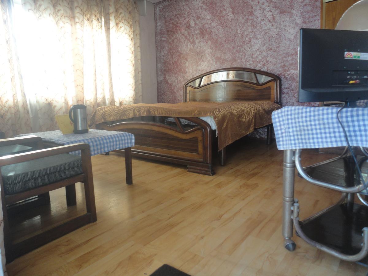 Hotel Walnut Grove Масурі Екстер'єр фото